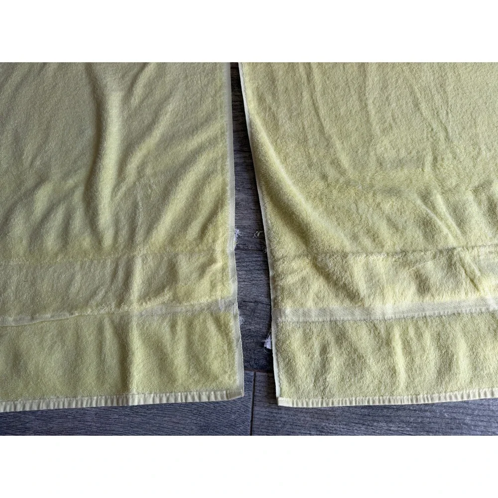JCPenney Bath Towel Set Vintage Lace Hearts 70s NWOT Cottagecore Mom Dad Yellow